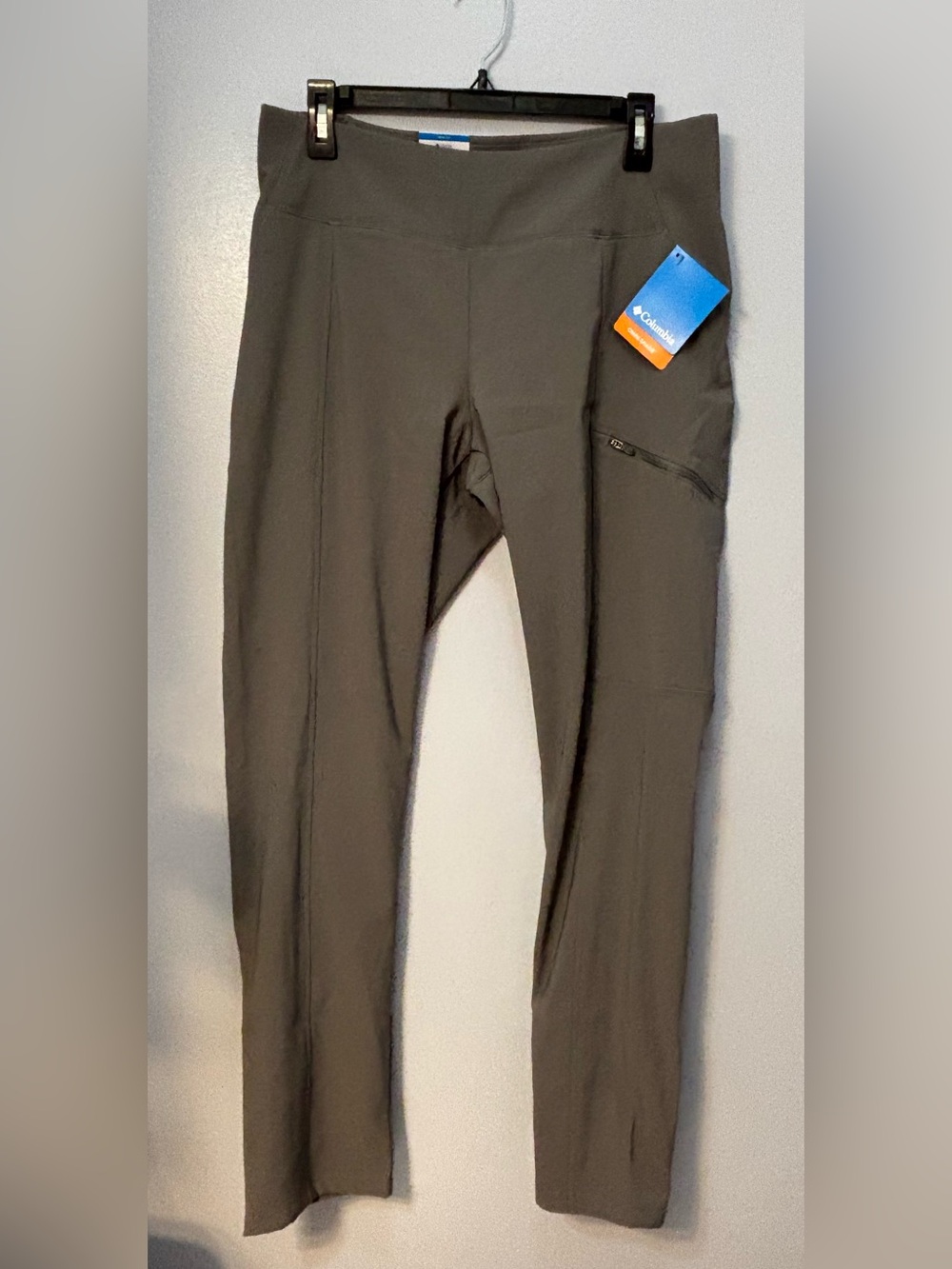 Columbia Women's Fleece Lined Pants City Grey - Size L (12-14). NWT